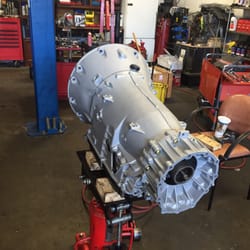 MB Exchange Tranmissions - Photo of rebuilding transmission
