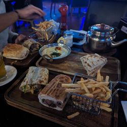 Kan Zaman Hookah Bars - Food and hummus