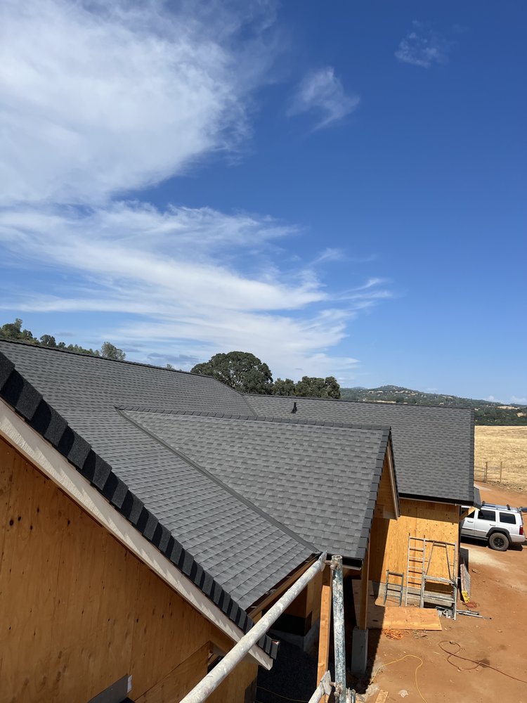 Slide of Epperlys Roofing and Removal