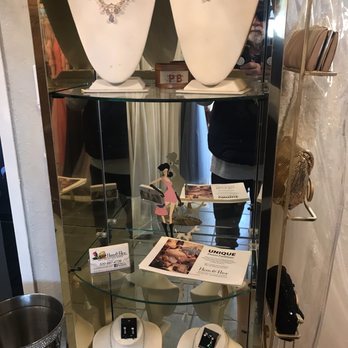Hem and Her Bridal - Sewing & Alterations Near Me - Tucson, Arizona