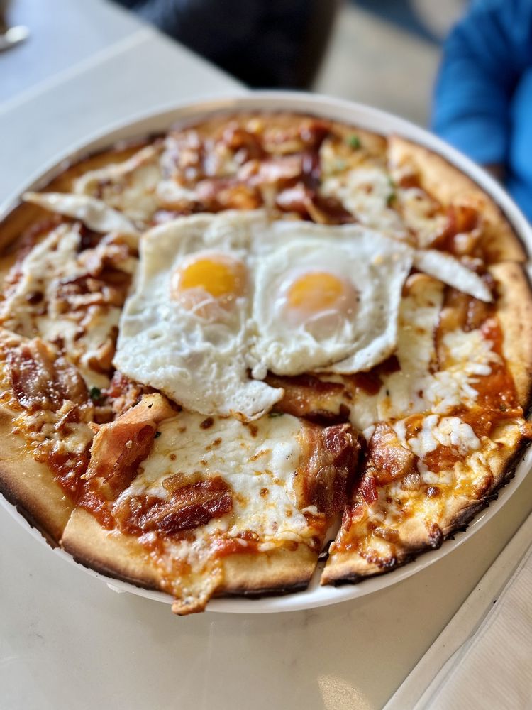 Caffetteria Modern Cafe & Marketplace