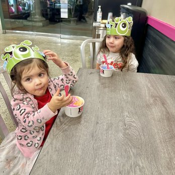Baskin-Robbins - Free kids hats with their desserts - Ice Cream & Frozen Yogurt Near Me - Tustin, California Baskin-Robbins - Free kids hats with their desserts - Ice Cream & Frozen Yogurt Near Me - Tustin, California