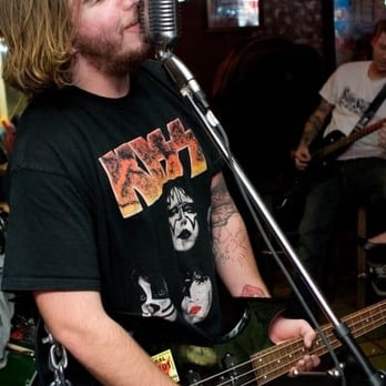 Caravan Lounge - Wes @ The Caravan - Dive Bars Near Me - San Jose, California