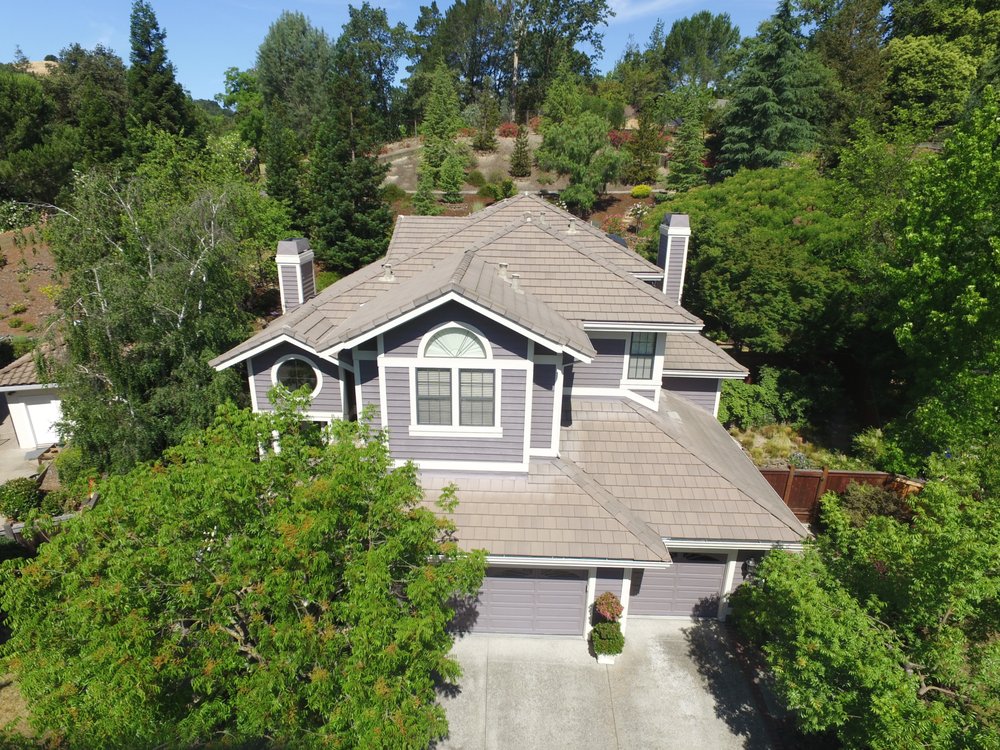 Slide of Freeman Roofing