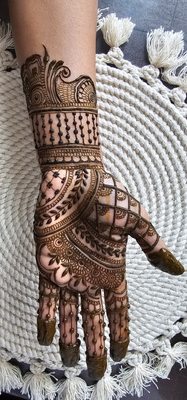 Bridal Henna - Shine on your wedding day with intricate and stunning bridal henna designs from Rashi Henna!
Choose us for a talented, responsive and reliable henna artist for your wedding. You can't go wrong with Rashi Henna. Bridal Henna - Shine on your wedding day with intricate and stunning bridal henna designs from Rashi Henna!
Choose us for a talented, responsive and reliable henna artist for your wedding. You can't go wrong with Rashi Henna.