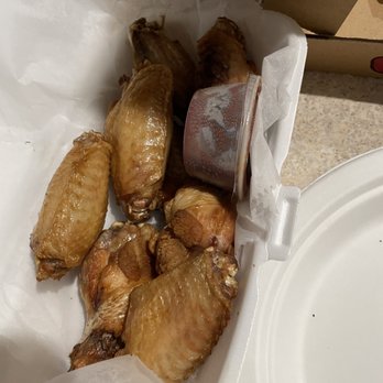 Red Dot Pizza Company - Plain wings with sauce on the side. Nice and crispy wings. - Pizza Near Me - Castaic, California Red Dot Pizza Company - Plain wings with sauce on the side. Nice and crispy wings. - Pizza Near Me - Castaic, California