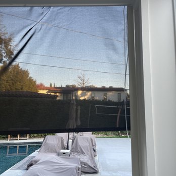 LA Custom Blinds - Wrinkled if you roll down because it doesn't roll up straight (1) - Shades & Blinds Near Me - Los Angeles, California LA Custom Blinds - Wrinkled if you roll down because it doesn't roll up straight (1) - Shades & Blinds Near Me - Los Angeles, California