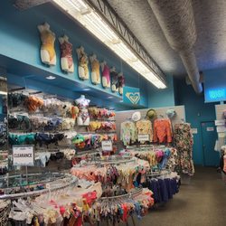 Maui Clothing Company Outlet