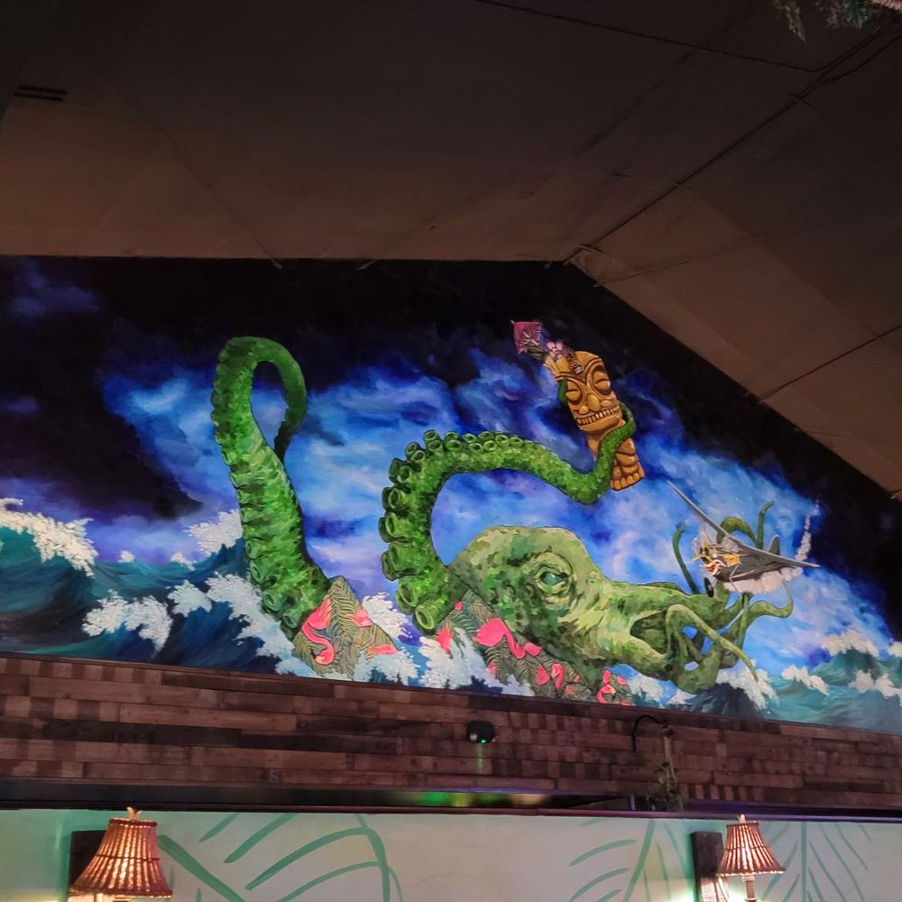 V Pizza + Flask & Cannon - Cool mural on the Flask & Cannon side - Pizza Near Me - St. Augustine, Florida V Pizza + Flask & Cannon - Cool mural on the Flask & Cannon side - Pizza Near Me - St. Augustine, Florida