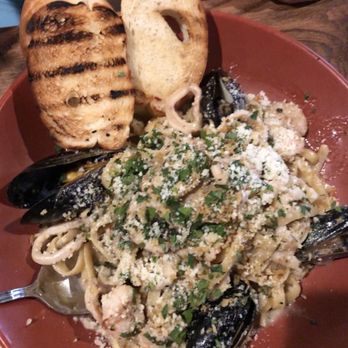 Squid Ink Eclectic Eats & Drinks - Seafood pasta - Gastropubs Near Me - Mobile, Alabama