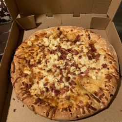 Vocelli Pizza - Mango habanero sauce with bacon and feta
