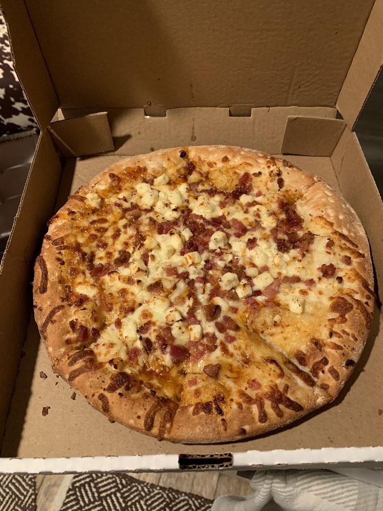 Vocelli Pizza Logo