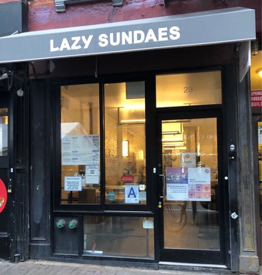 Lazy Sundaes by null