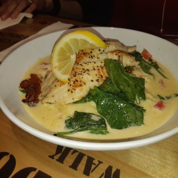 Bubba Gump Shrimp Co. - Seafood Near Me - Edmonton, Alberta