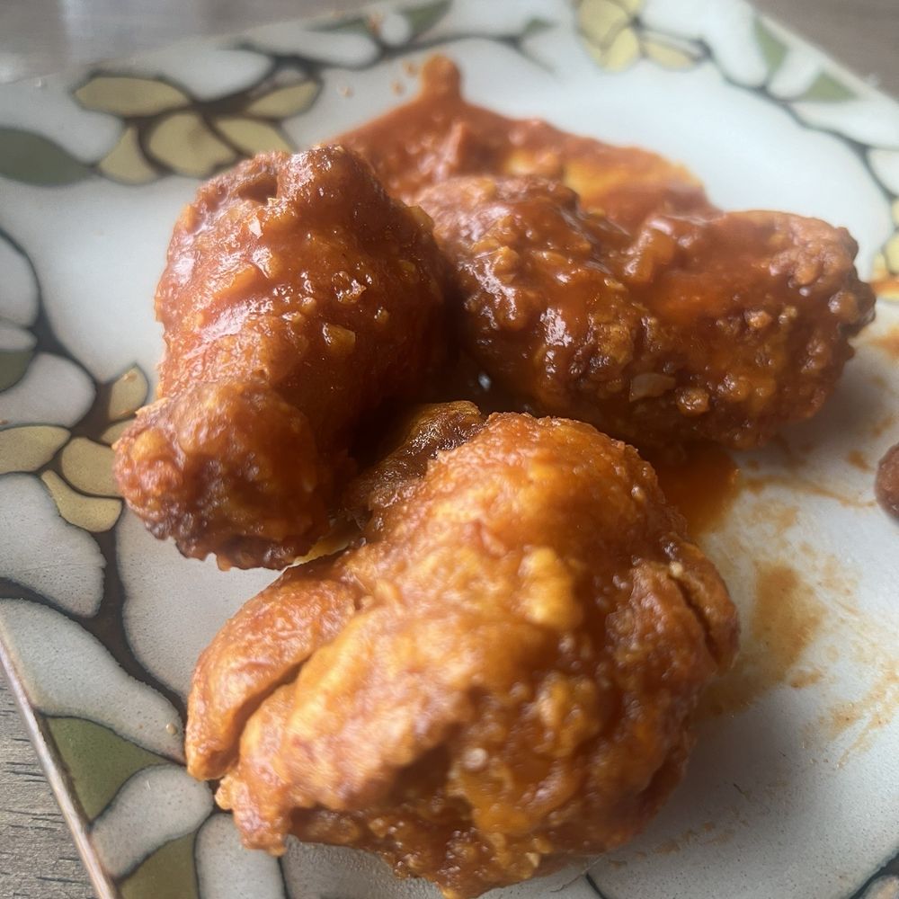 Sugi Sushi - K-Pop Chicken Wings - Sushi Bars Near Me - Bronx, New York Sugi Sushi - K-Pop Chicken Wings - Sushi Bars Near Me - Bronx, New York