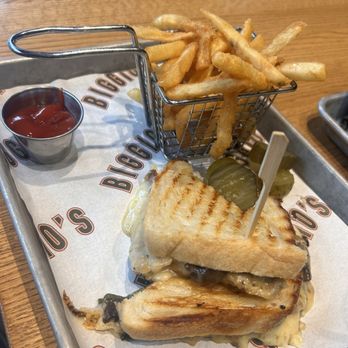 Biggio's - Tx Grilled Cheese - Sports Bars Near Me - Houston, Texas Biggio's - Tx Grilled Cheese - Sports Bars Near Me - Houston, Texas