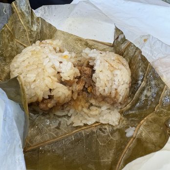 Ming Yuan Restaurant - Sticky Rice & Chicken w/ Lotus Leaf - Dim Sum Near Me - Daly City, California Ming Yuan Restaurant - Sticky Rice & Chicken w/ Lotus Leaf - Dim Sum Near Me - Daly City, California