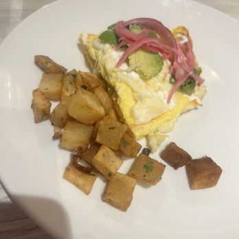 Quiero Brunch - Split my omelette and ordered a side of potatoes - Mexican Near Me - Temecula, California Quiero Brunch - Split my omelette and ordered a side of potatoes - Mexican Near Me - Temecula, California