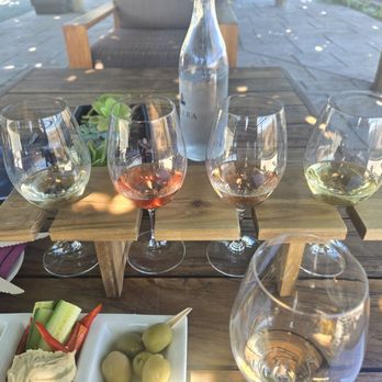 Calera Wine - White and Rose flight - Wineries Near Me - Hollister, California Calera Wine - White and Rose flight - Wineries Near Me - Hollister, California