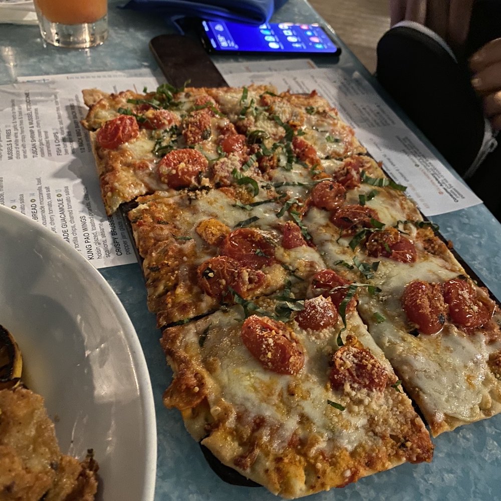 Deck 84 - Margherita Flatbread - New American Near Me - Delray Beach, Florida Deck 84 - Margherita Flatbread - New American Near Me - Delray Beach, Florida