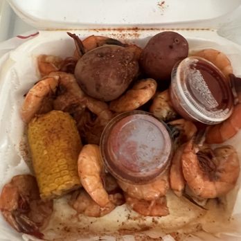 Steamboat Bills - 1lb Boiled Shrimp - Seafood Near Me - Lake Charles, Louisiana