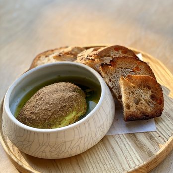 Destroyer - Avocado and burnt onion - New American Near Me - Culver City, California