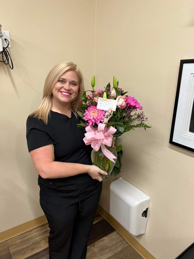 BARBARA’S FLOWERS Updated September 2024 32 Photos & 14 Reviews 14902 Trinity River Dr