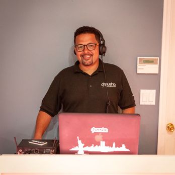 DJ Pusha Entertainment - DJs Near Me - Bronx, New York DJ Pusha Entertainment - DJs Near Me - Bronx, New York