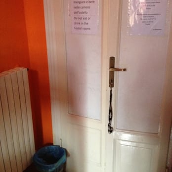 Hostel California - Entrata ad una stanza - Hostels Near Me - Milan, Michigan Hostel California - Entrata ad una stanza - Hostels Near Me - Milan, Michigan