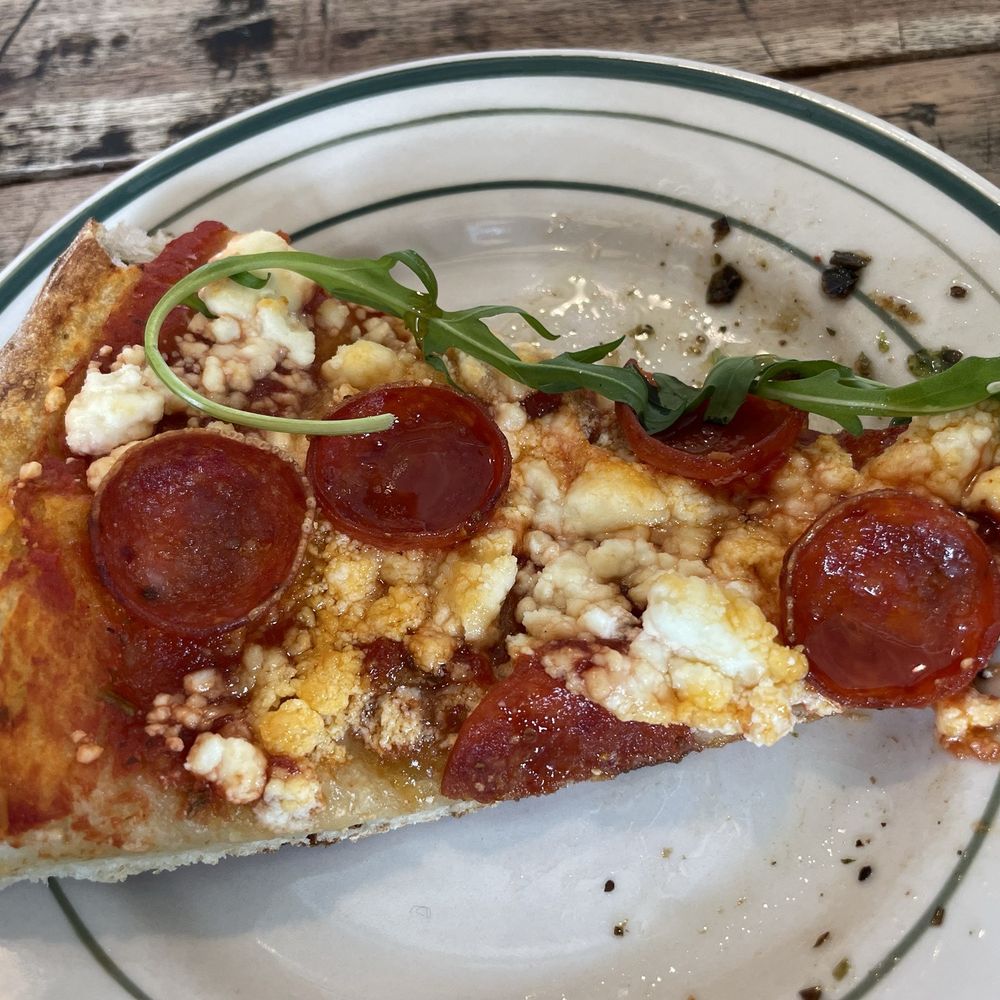 Pressa Italia - Miele caldo pizza (hot honey and goat cheese) - Italian Near Me - Broken Bow, Oklahoma Pressa Italia - Miele caldo pizza (hot honey and goat cheese) - Italian Near Me - Broken Bow, Oklahoma