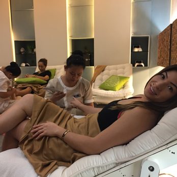 Nail Tropics - Nail Salons Near Me - Makati, NCR