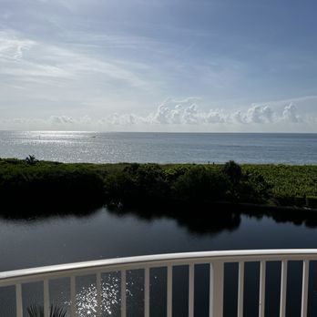 Canada House Beach Club - Hotels Near Me - Pompano Beach, Florida