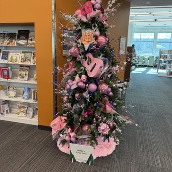 Douglas County Libraries - Highlands Ranch - Libraries Near Me - Highlands Ranch, Colorado