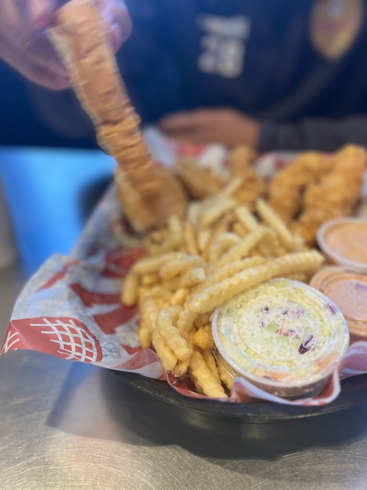 Raising Cane's Chicken Fingers