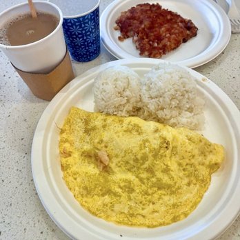Koa Pancake House - Seafood omelette with white rice - Breakfast & Brunch Near Me - Honolulu, Hawaii