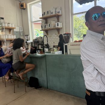 Navi Coffee & Flowers - Coffee & Tea Near Me - Miami, Florida Navi Coffee & Flowers - Coffee & Tea Near Me - Miami, Florida
