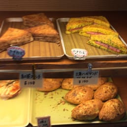 パン家のどん助 - Updated September 2025 - 38 Photos - 新宿7