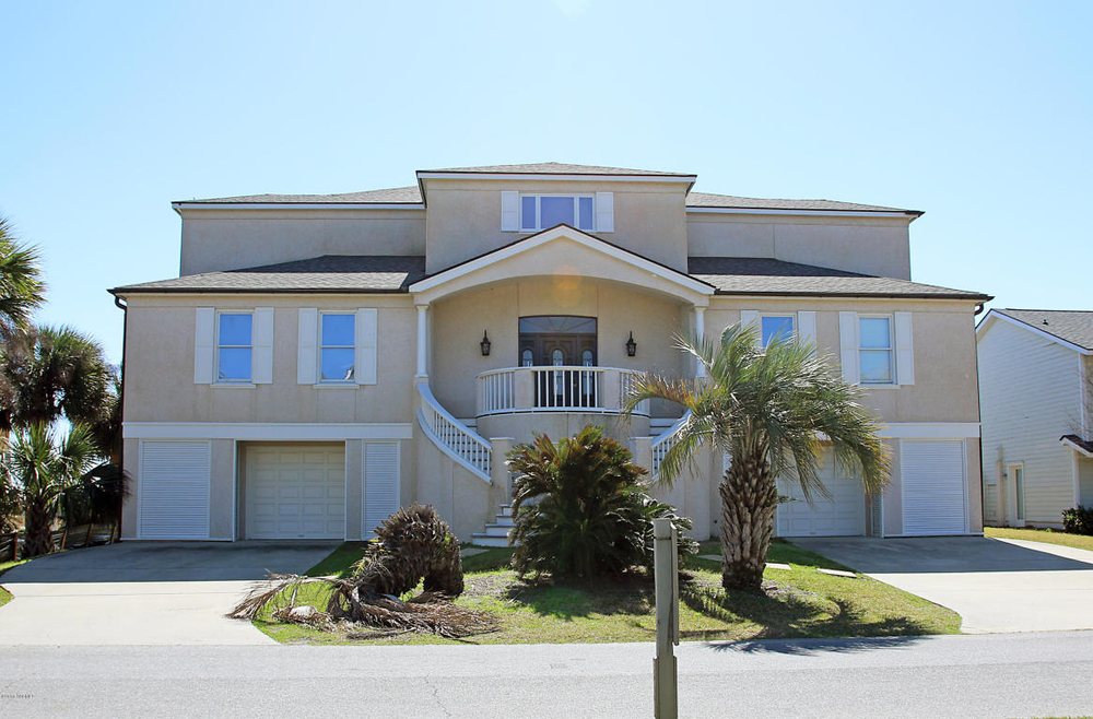 FRIPP & HARBOR ISLAND PROPERTIES Request Information 14 Photos