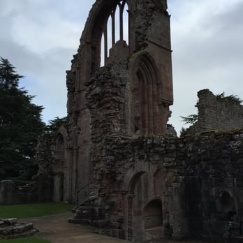 Edinburgh Day Tours - Day 2 - Borders - 11th Century Dryburgh Abbey - Tours Near Me - Edinburgh, EDH