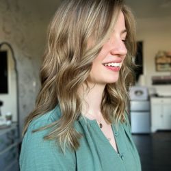 Magnolia Roots Salon