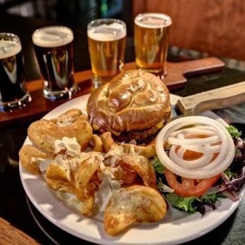 Craft House - American Near Me - Chesterton, Indiana