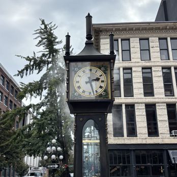 Gastown Steam Clock - Landmarks & Historical Buildings Near Me - Vancouver, British Columbia Gastown Steam Clock - Landmarks & Historical Buildings Near Me - Vancouver, British Columbia