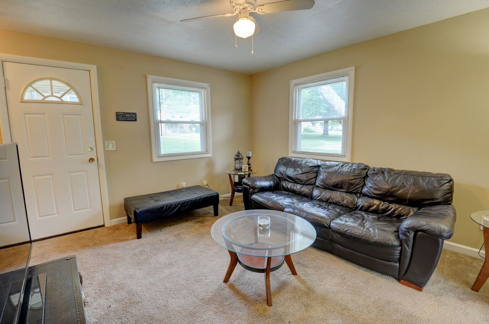 PARK LANE MANOR OF AKRON Updated July 2024 46 Photos 744 Colette