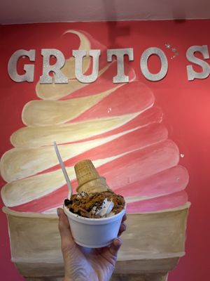Gruto's Soft Serve by null