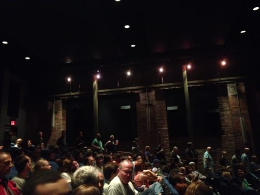 Circle Cinema by null