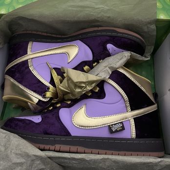 Bull Airs - Bull Airs Wonka - Shoe Stores Near Me - Cortland, New York
