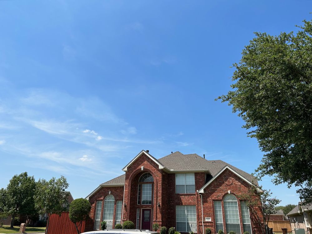 Slide of Canac Roofing & Construction