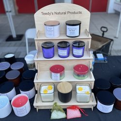 Avenida Houston - Black-owned business, Terry's Natural Products, candles