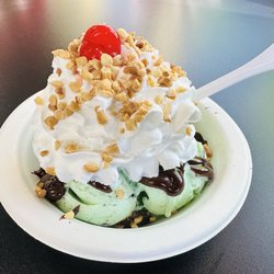 Sugar Pine Treats - Mint chocolate chip sundae