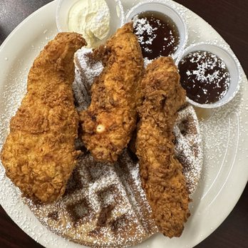 Martin’s Chicken & Waffles - Chicken and Waffle - Waffles Near Me - Gallatin, Tennessee